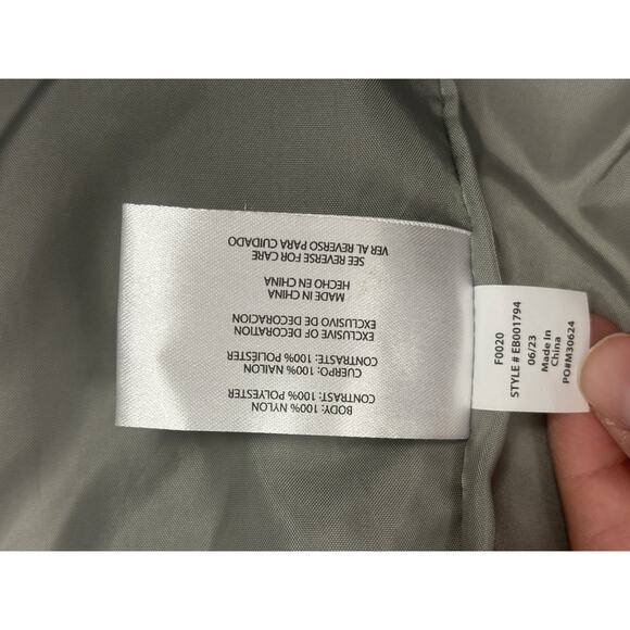 EDDIE BAUER Women’s Green Puffer Vest Size S Zip Preppy Athleisure Y2K Quilted - Picture 7 of 7